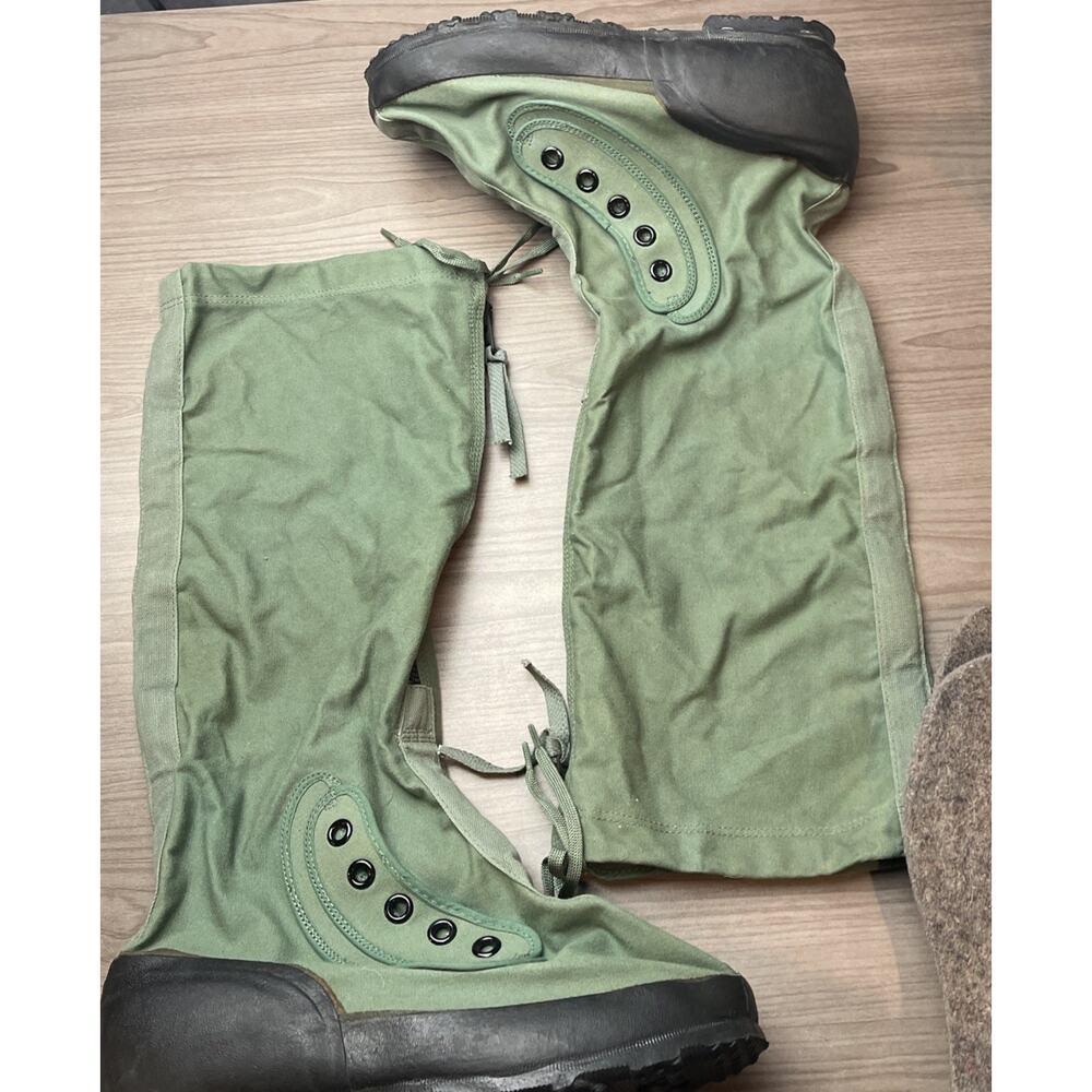 US MILITARY MUKLUK MAN'S EXTREME COLD WEATHER BOOTS N-1B size Small